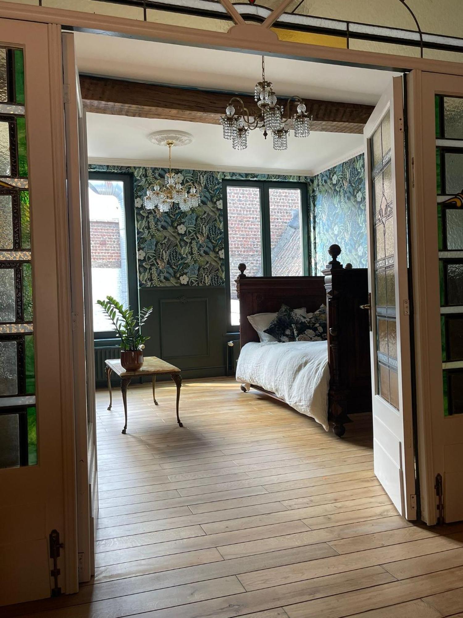La Petite Art Deco In Brussels